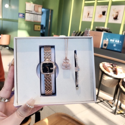 G style Three-piece Set Watch Necklace Bracelet Titanium Steel Ornaments-Luxeon