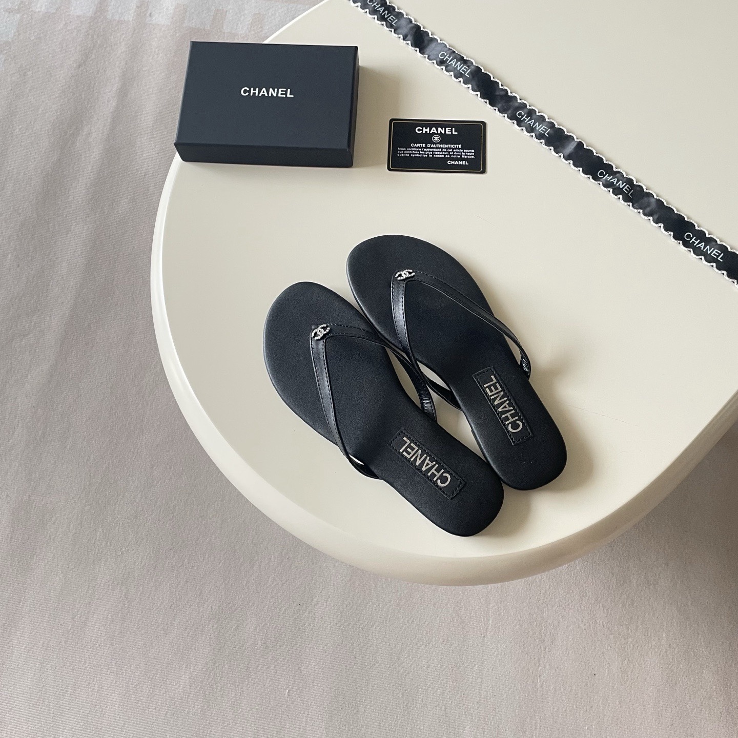 Flip-flops 35-42