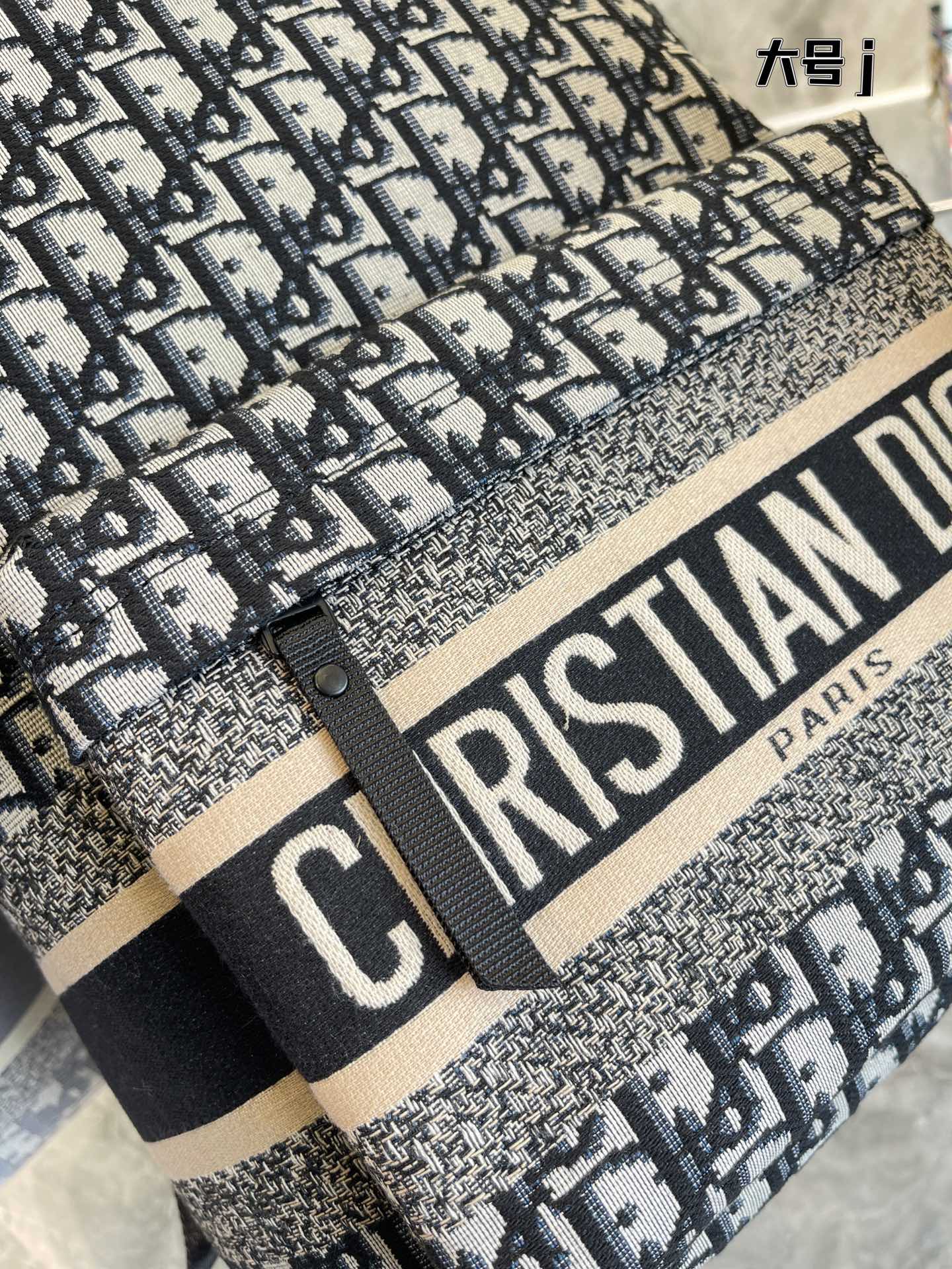 D style old flower backpack-Luxeon