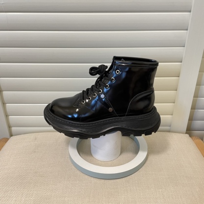 Alexander McQueen British style women rider short boots-Luxeon