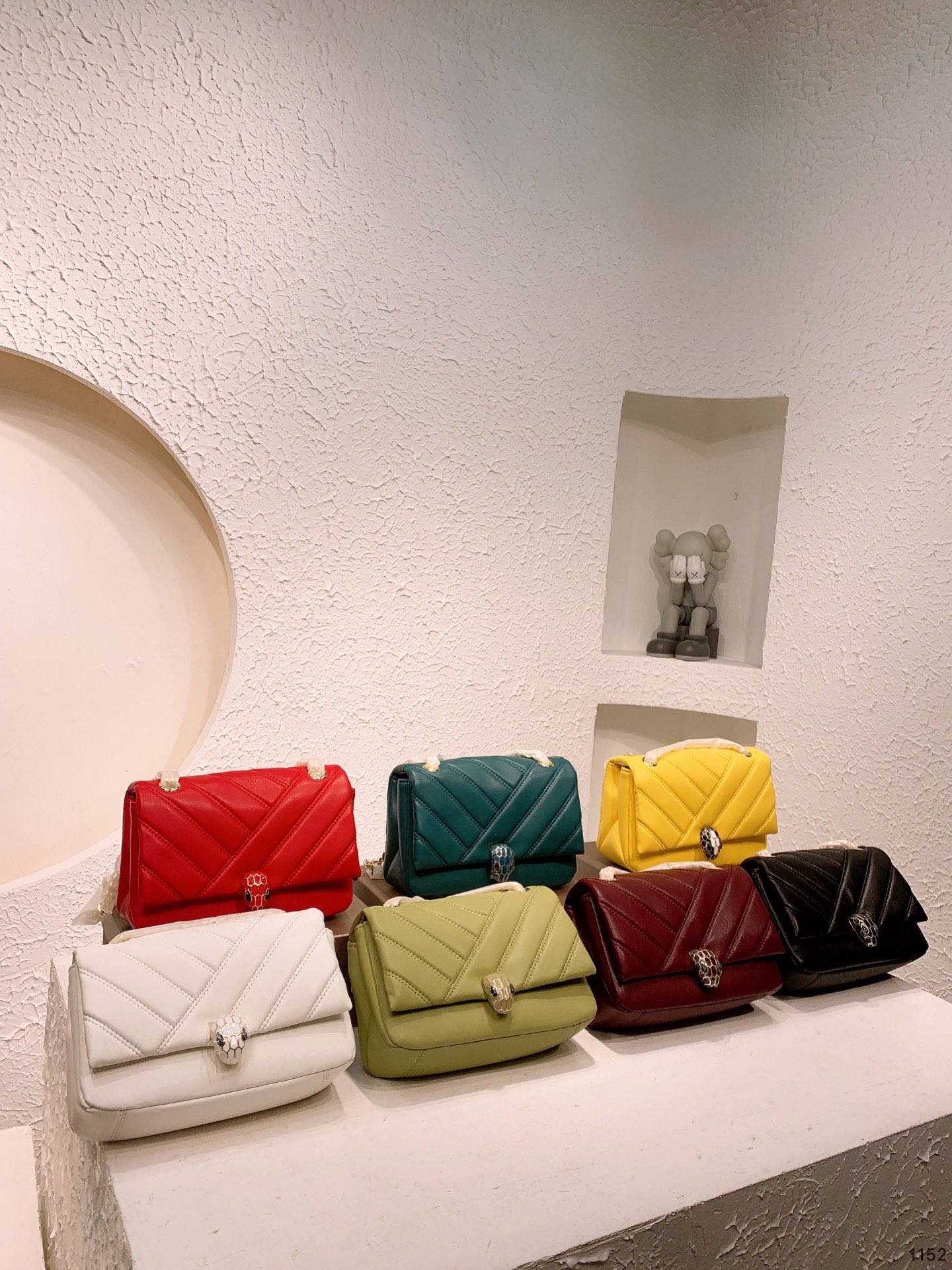 BVLGARI Shoulder Bags Classic-Luxeon