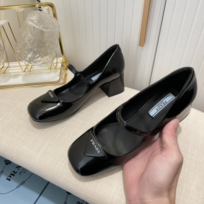 P style Women Square Low Heel Pump-Luxeon