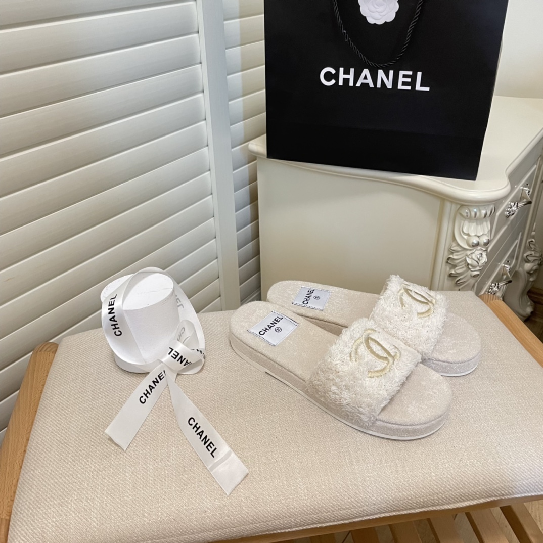 C style double-C winter wool slippers-Luxeon