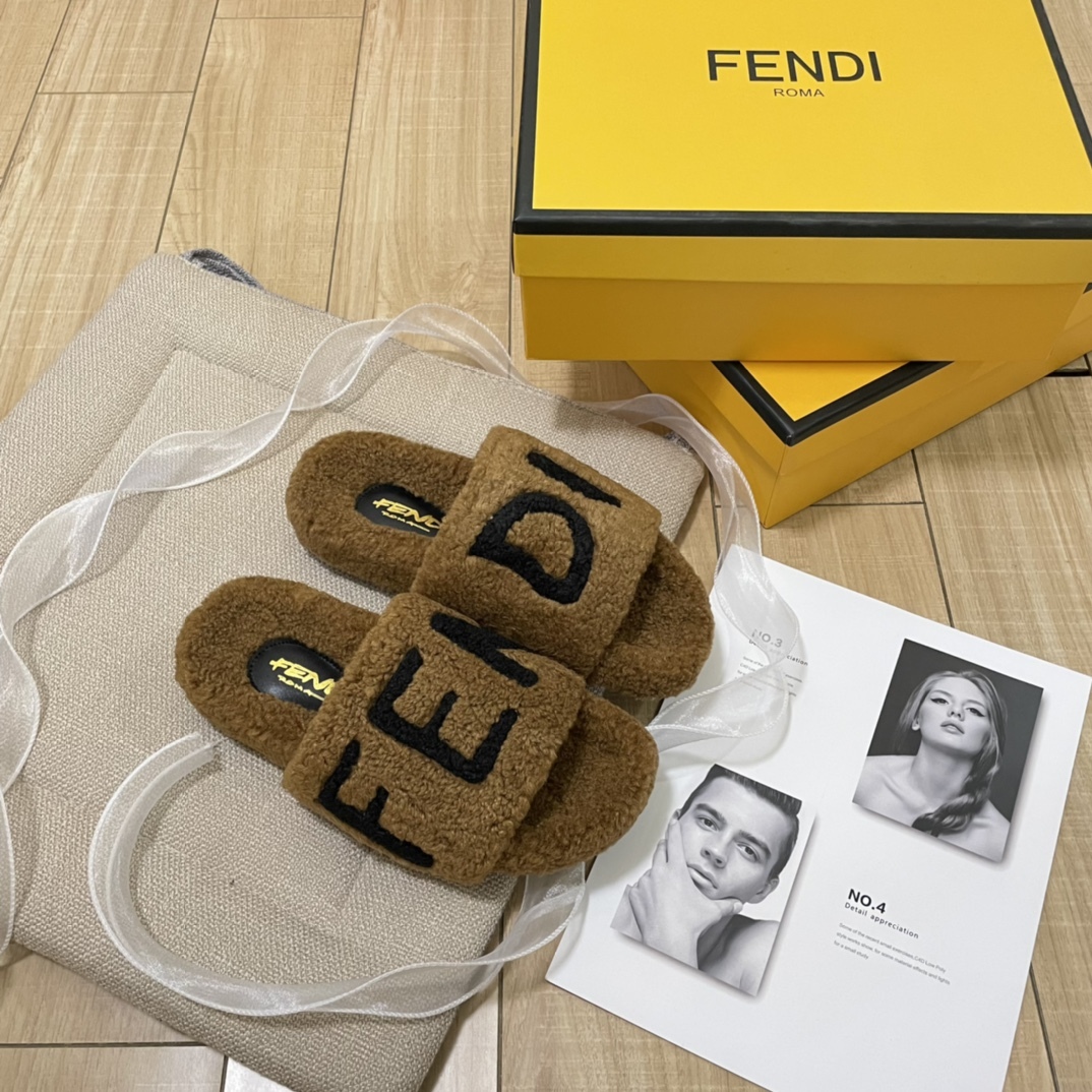 F style new women winter plush slippers-Luxeon