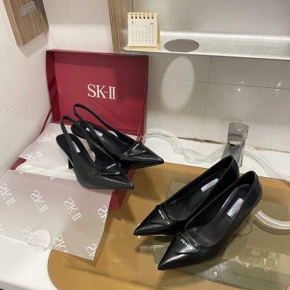 P style classic patent leather sandals high heels-Luxeon