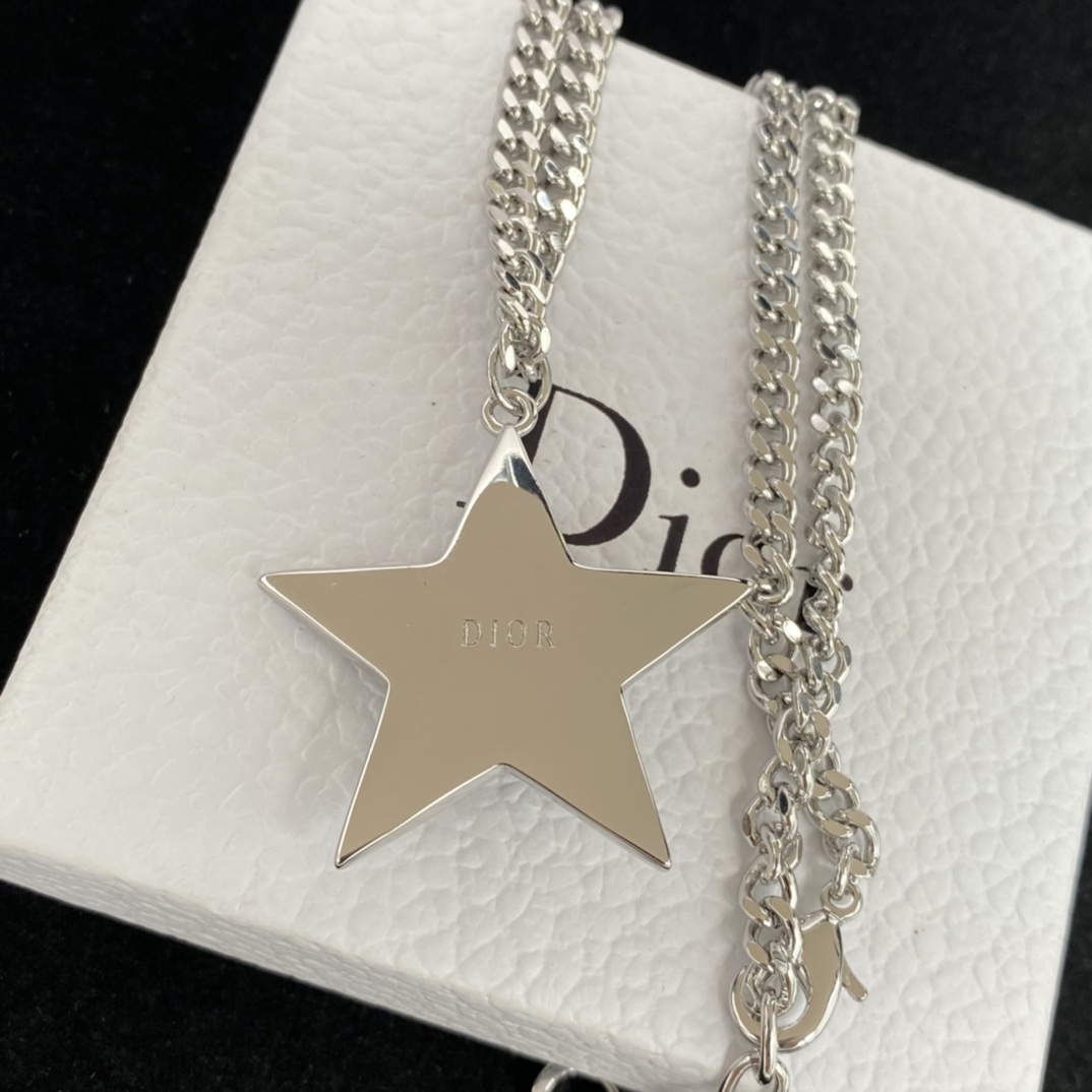 D style Fashion Quagram Star Necklace-Luxeon