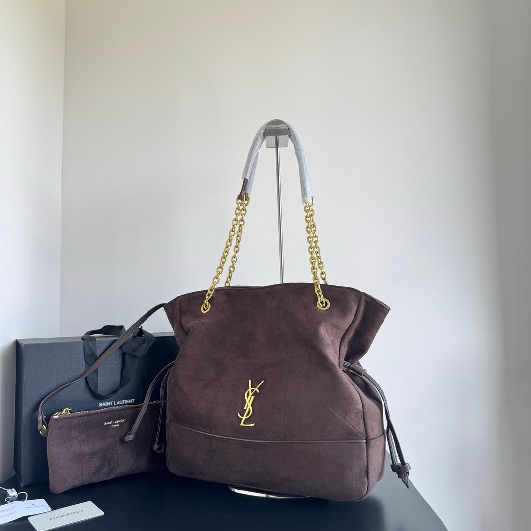 Women solid color handbag