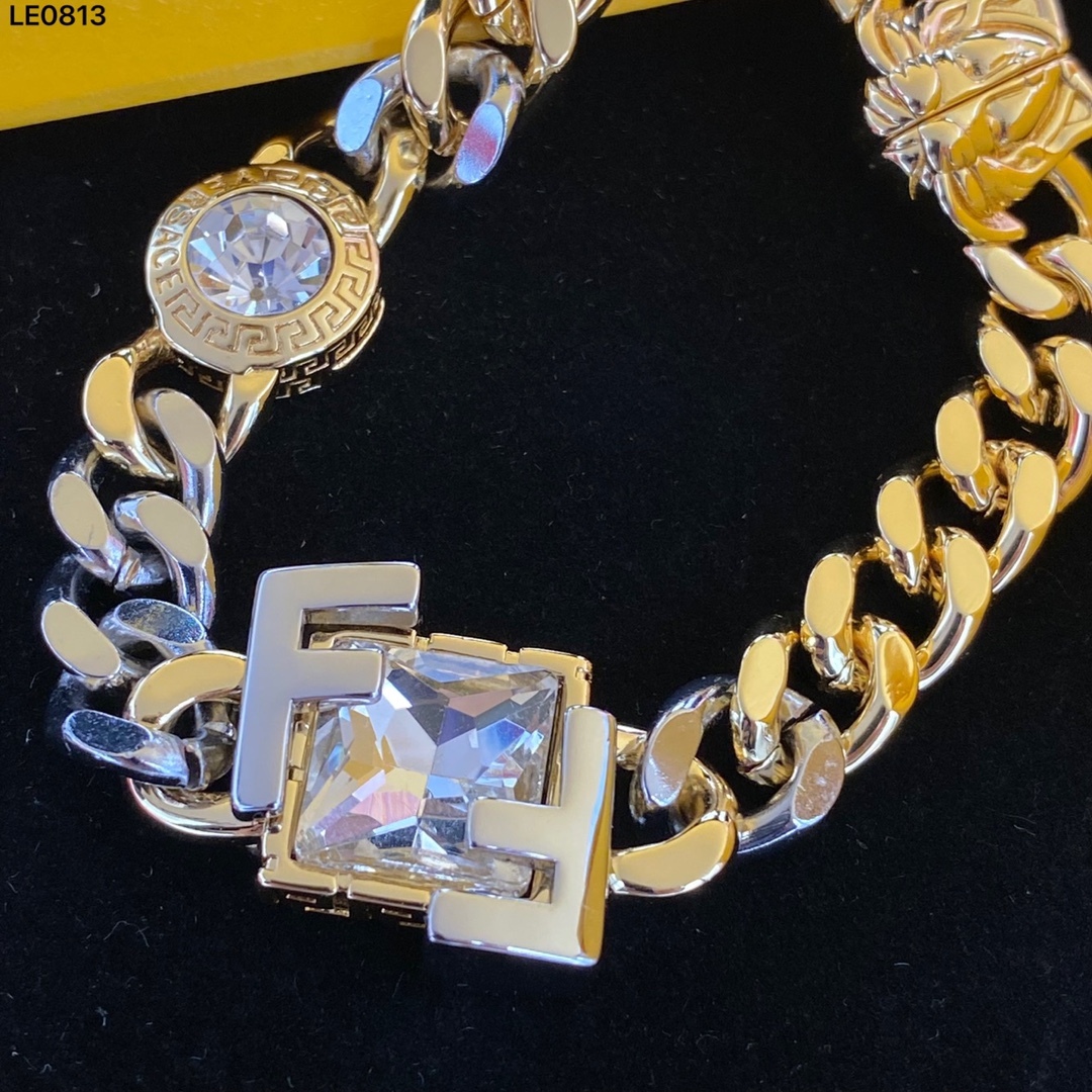 F style bracelet-Luxeon