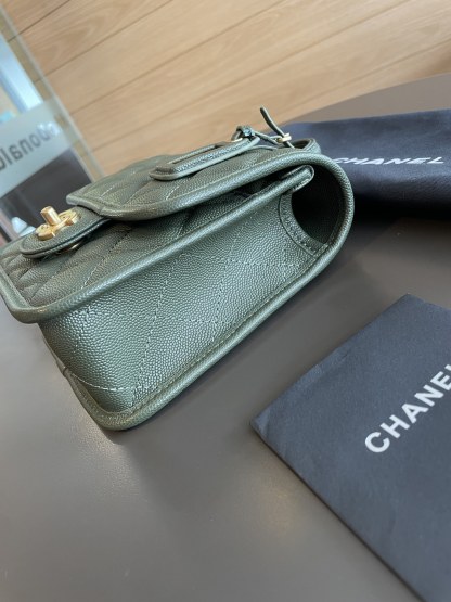 C style 22k handbag-Luxeon