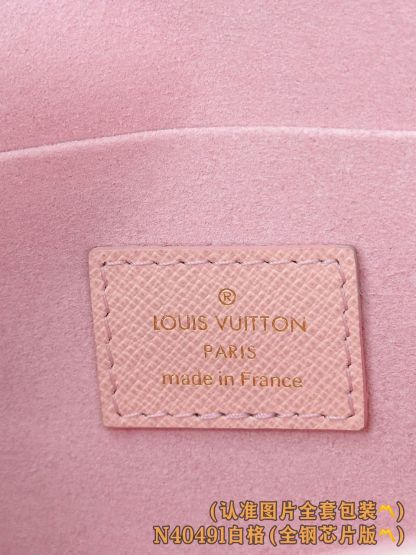 checkerboard envelope