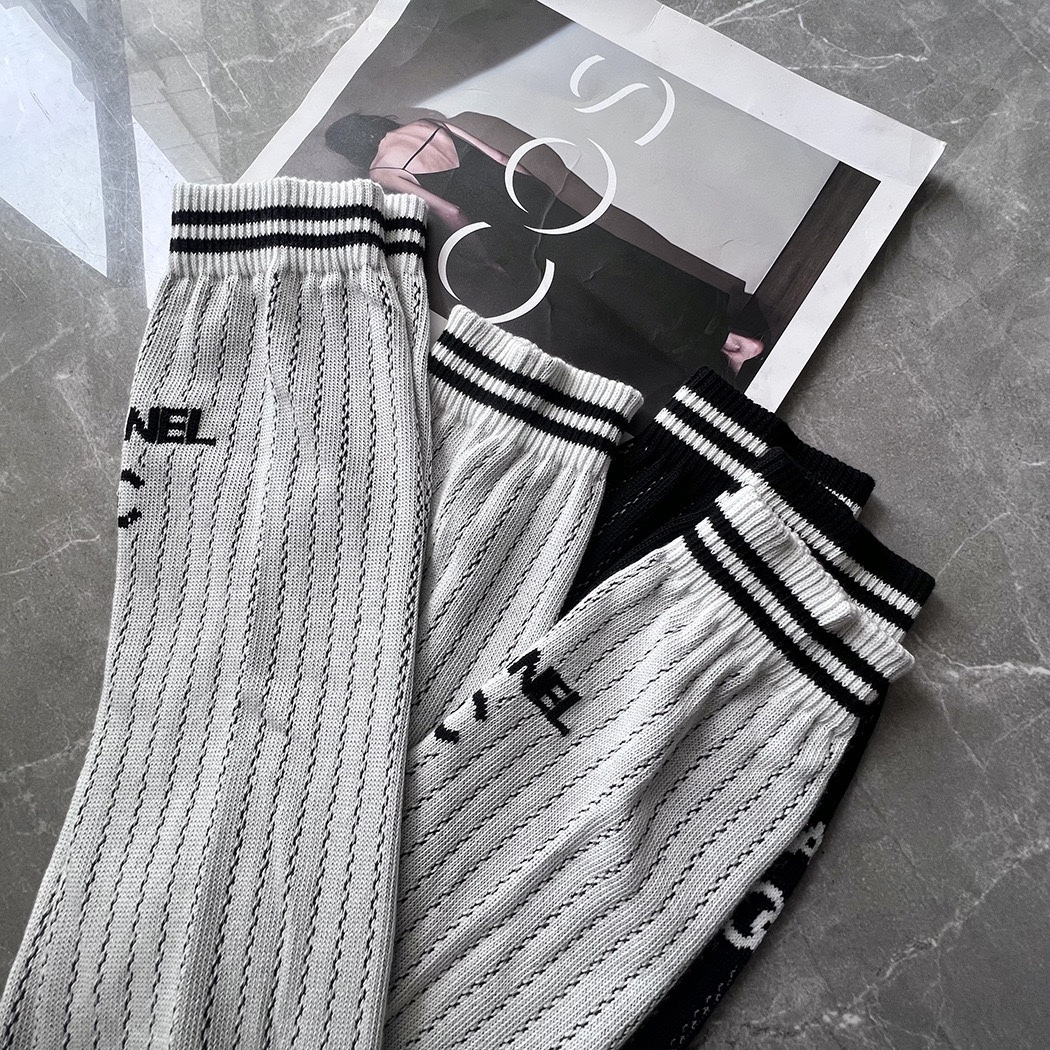 Thigh-high socks