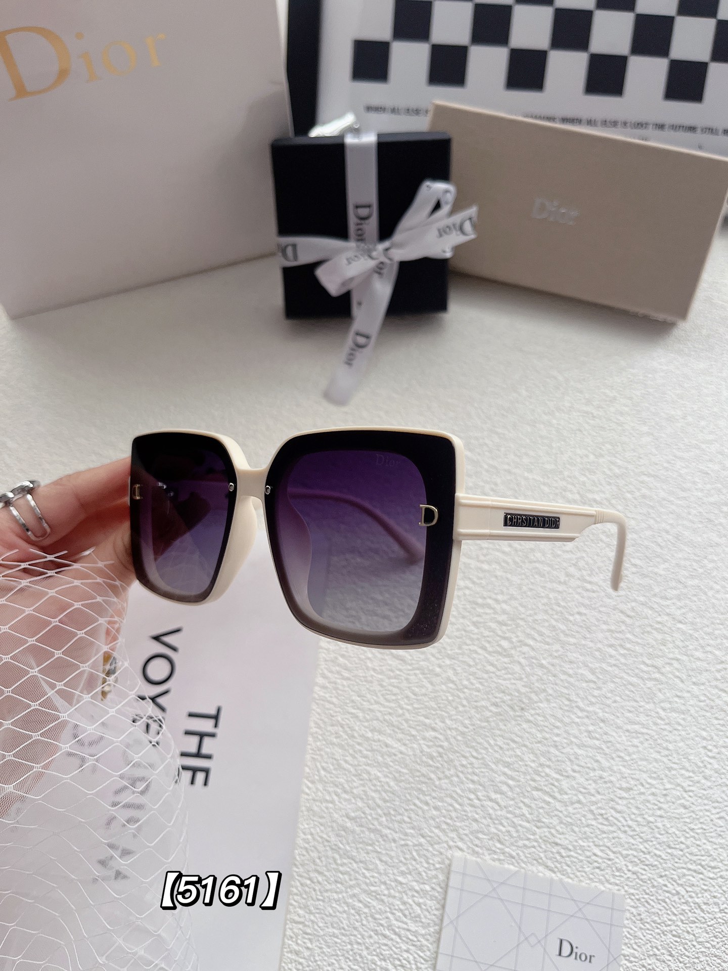 D style New sunglasses-Luxeon