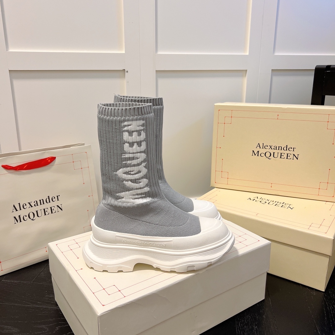 Alexander McQueen women sneakers sock boots-Luxeon