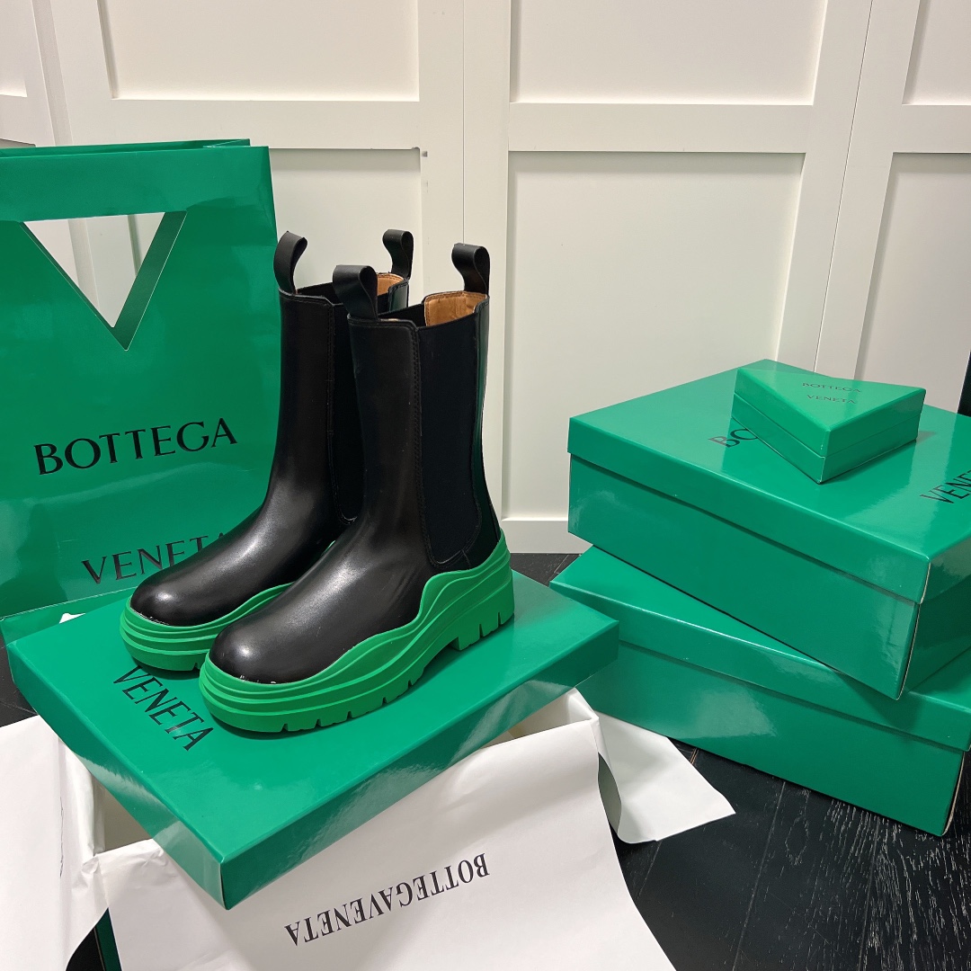 Bottega Venet mid-calf heeled boots-Luxeon