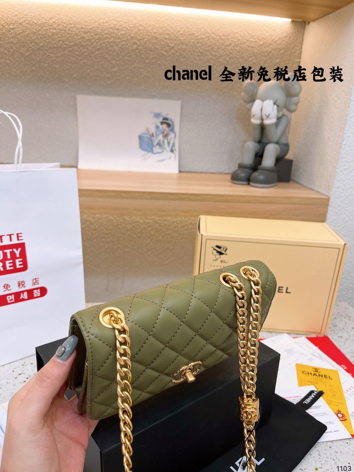 C style green handbag-Luxeon