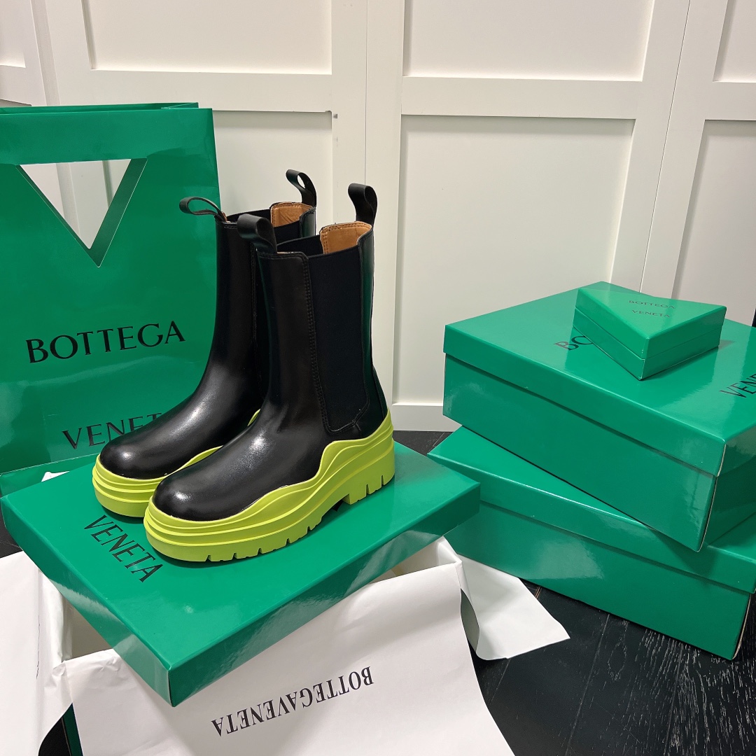 Bottega Venet mid-calf heeled boots-Luxeon