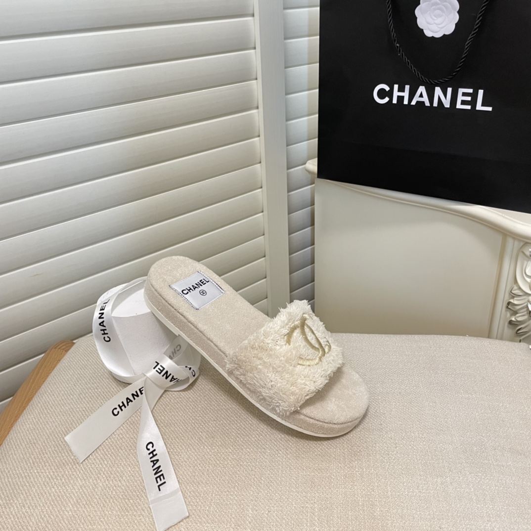 C style double-C winter wool slippers-Luxeon