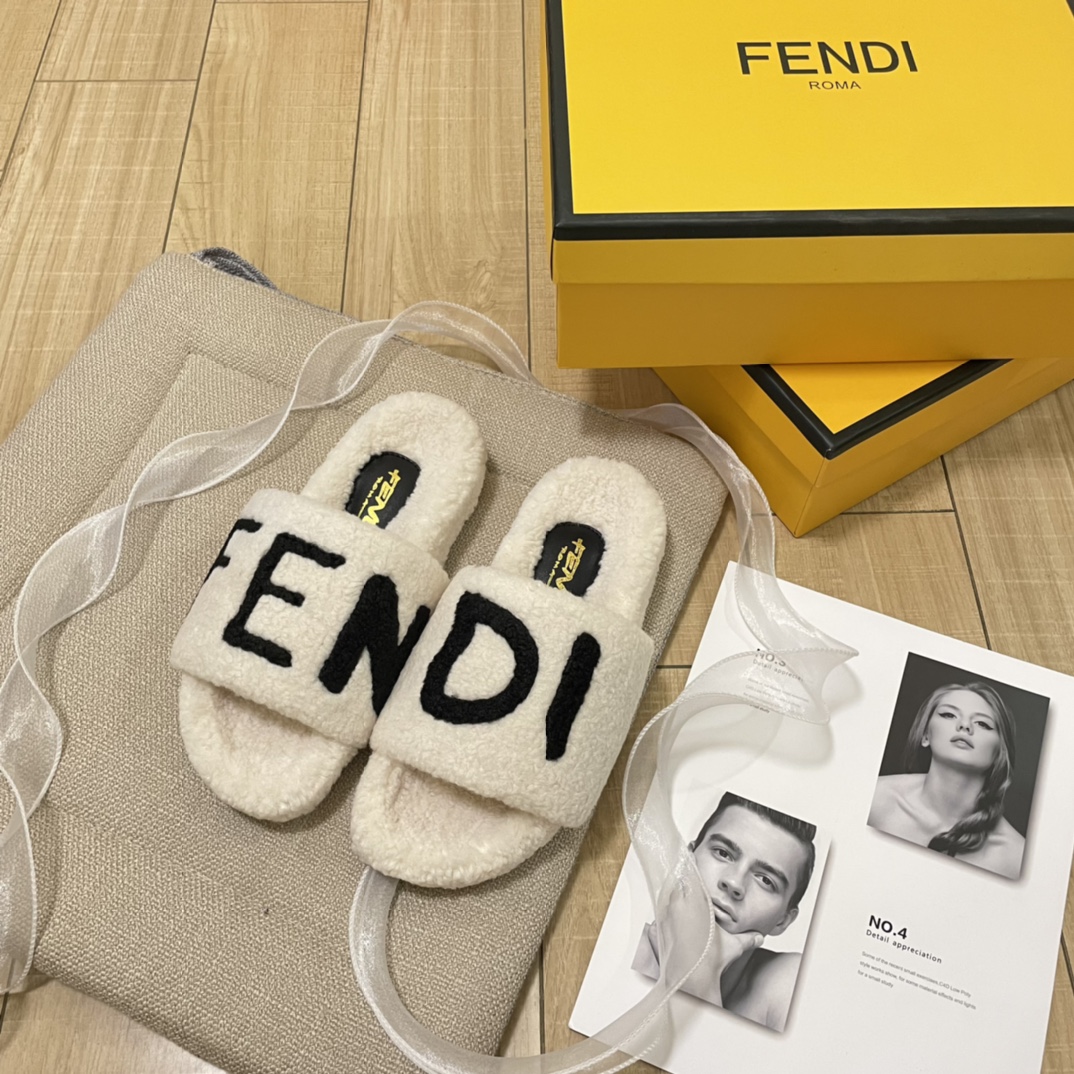 F style new women winter plush slippers-Luxeon