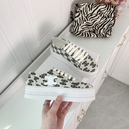 C style Platform Printed Canvas Shoes-Luxeon