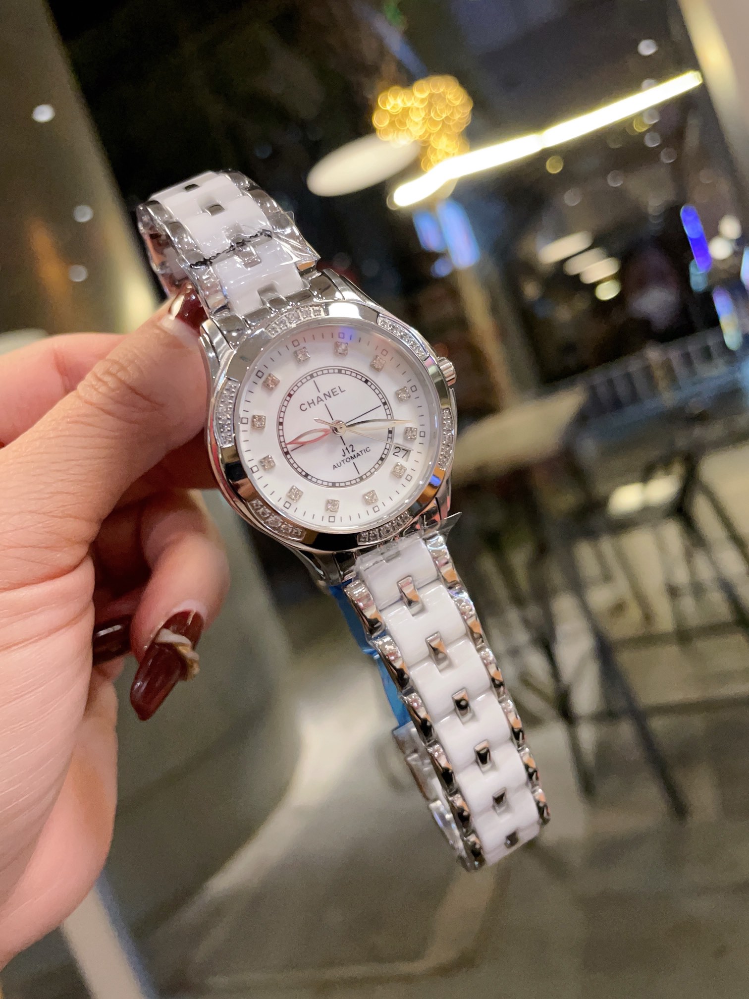 C style Delicate Women's Watch Ceramic Strap Exquisite Quality Sapphire Crystal Mirror-Luxeon