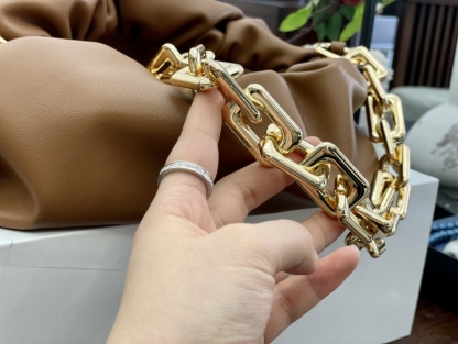 BV Bottega Veneta Underarm Bags Handbags-Luxeon