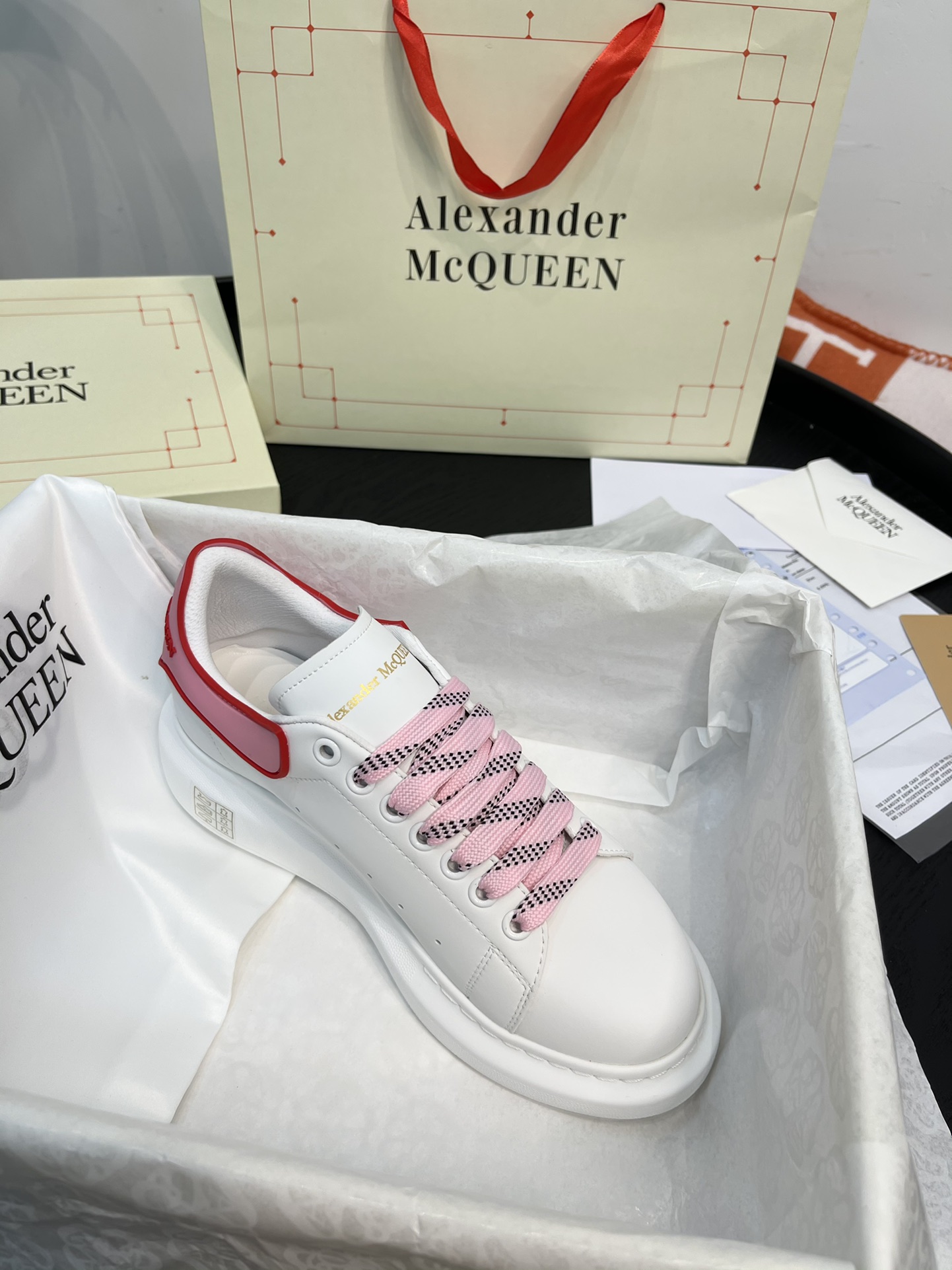 Alexander Mc QUEEN  women sneakers casual shoes-Luxeon