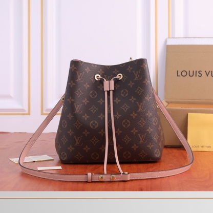 L style Bucket Tooter Bag-Luxeon