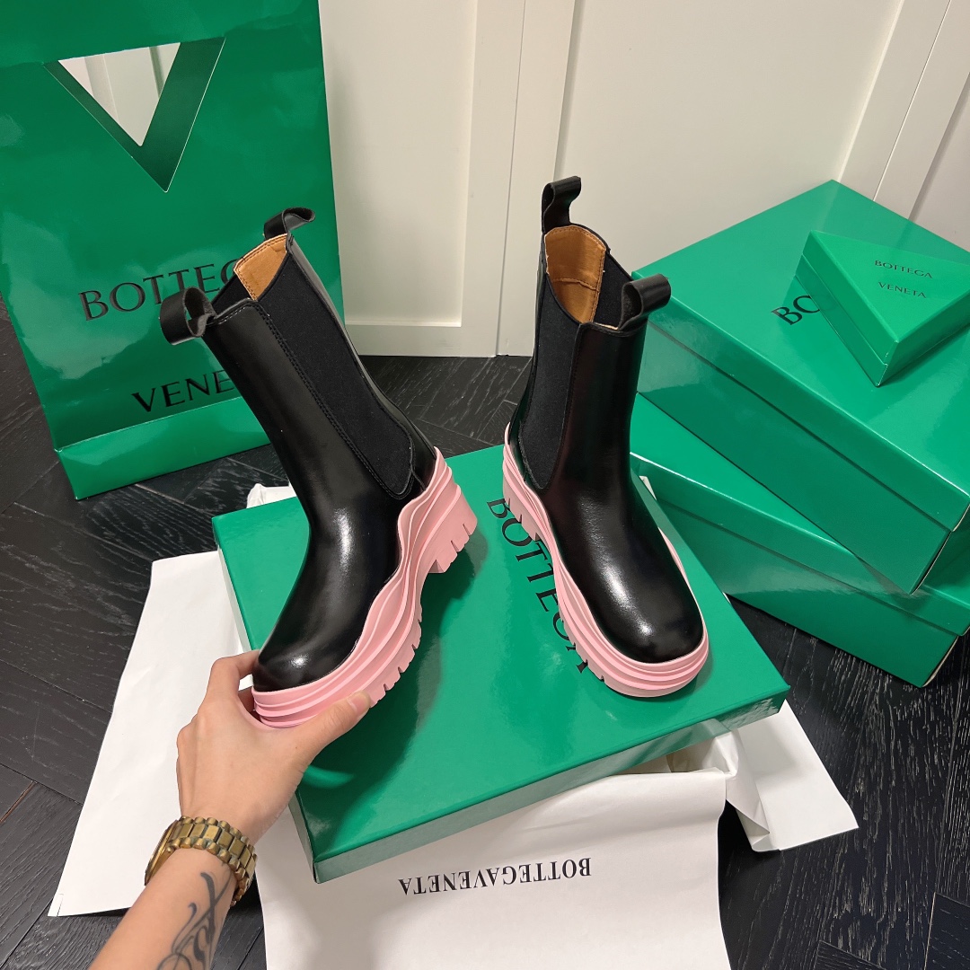Bottega Venet mid-calf heeled boots-Luxeon