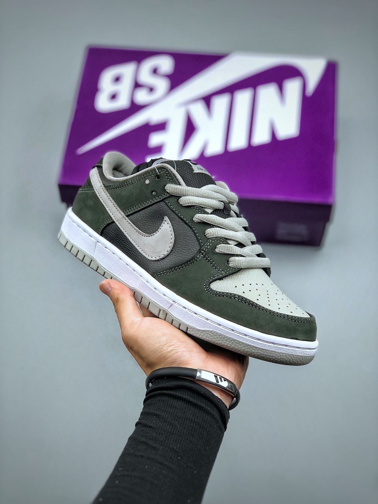 . SB Dunk Low "UNLV" sneakers-Luxeon