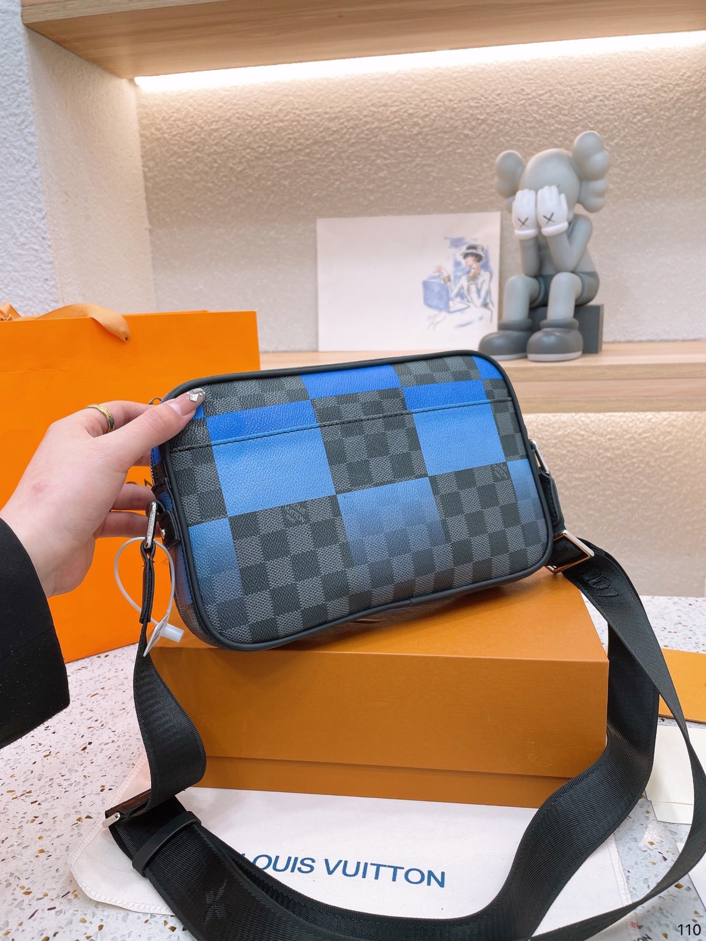L style . handbags unisex-Luxeon