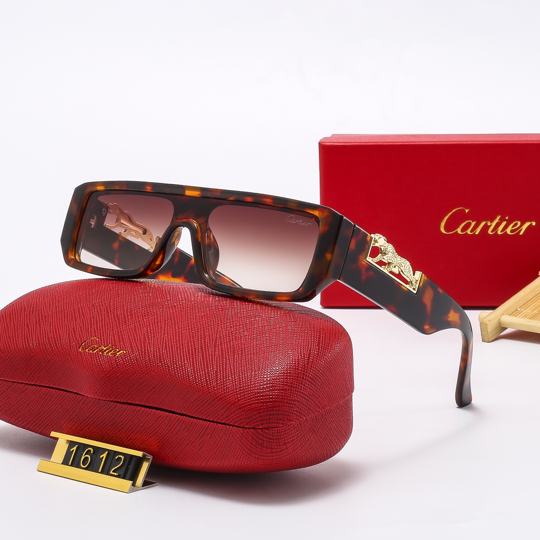 Cartier Women Fashion Glasses-Luxeon