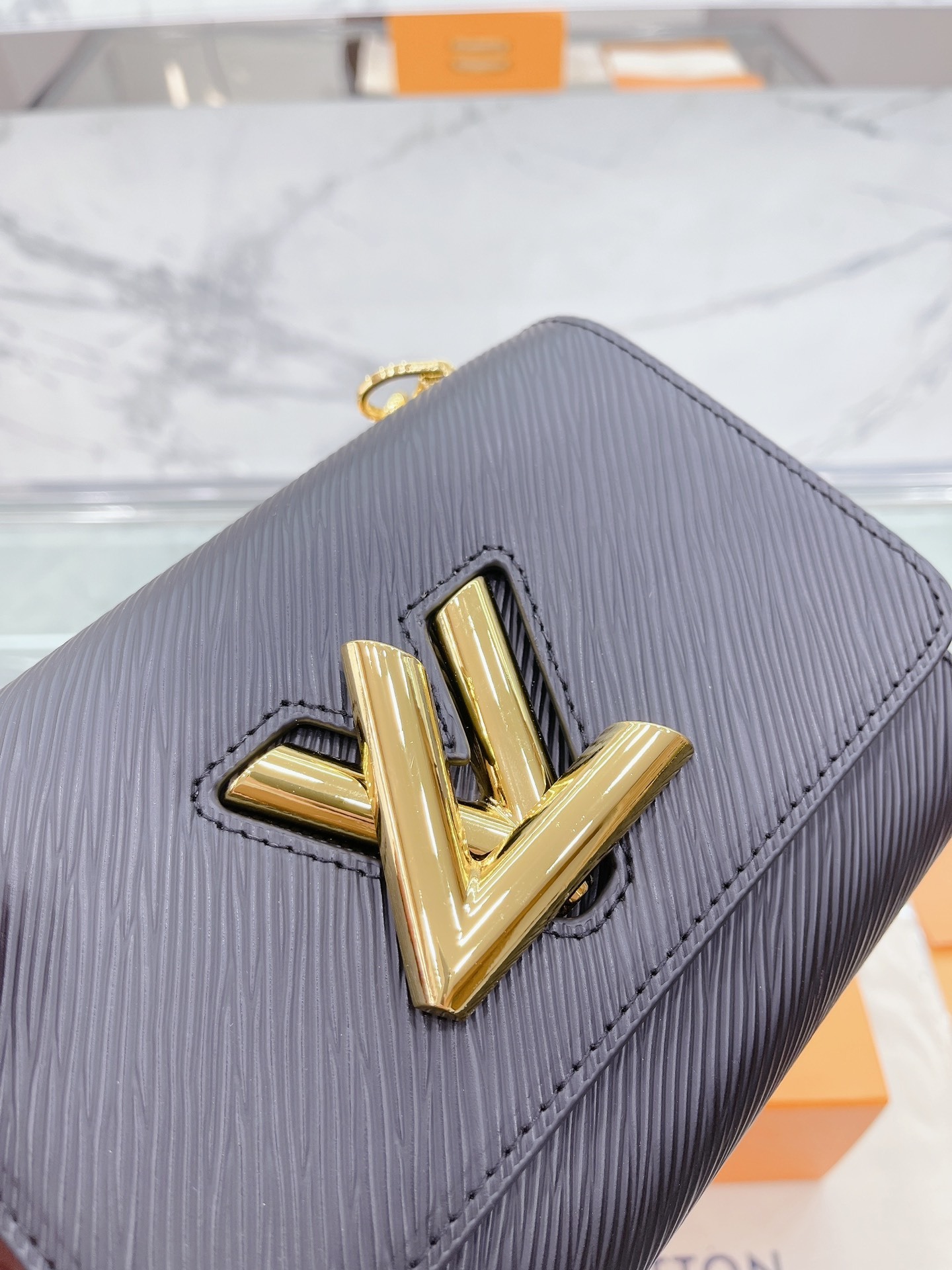 L style bag Twist Belt Shoulder Bags-Luxeon