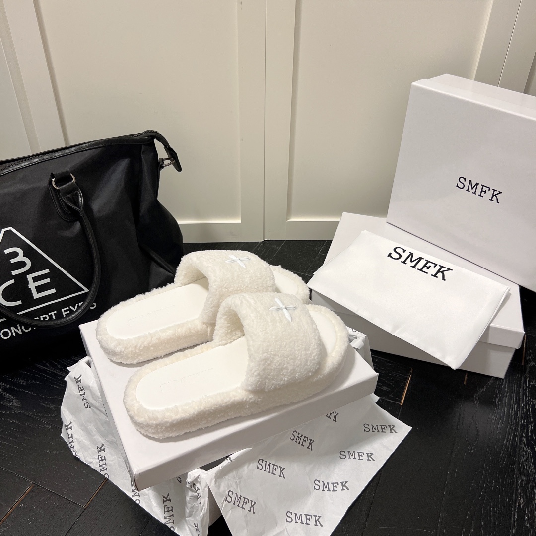 SMFK new wool fuzz slippers-Luxeon