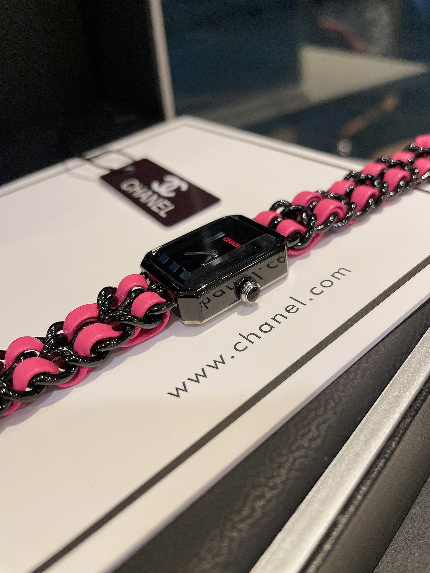 C style PREMIERE ELECTRO Women Wristwatch Leather Bracelet Band-Luxeon