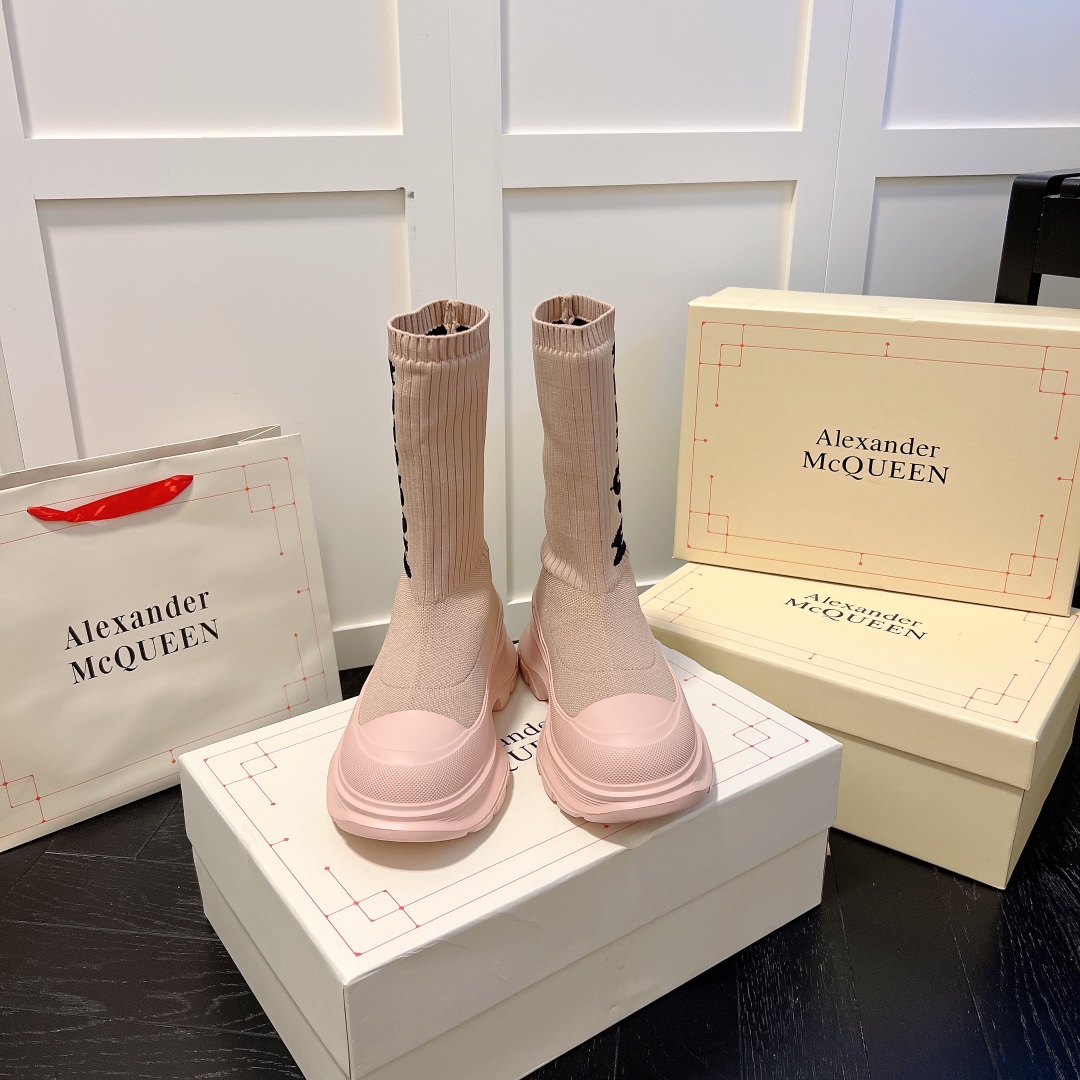 Alexander McQueen women sneakers sock boots-Luxeon