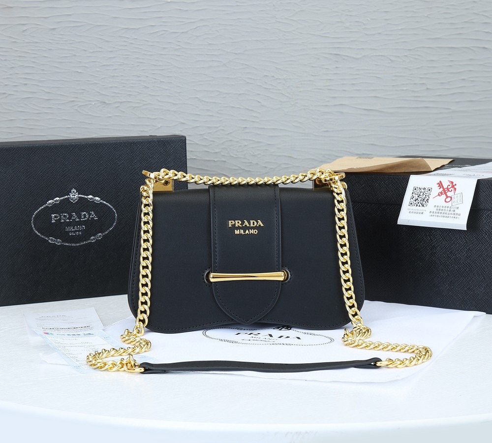 P style shoulder bag-Luxeon