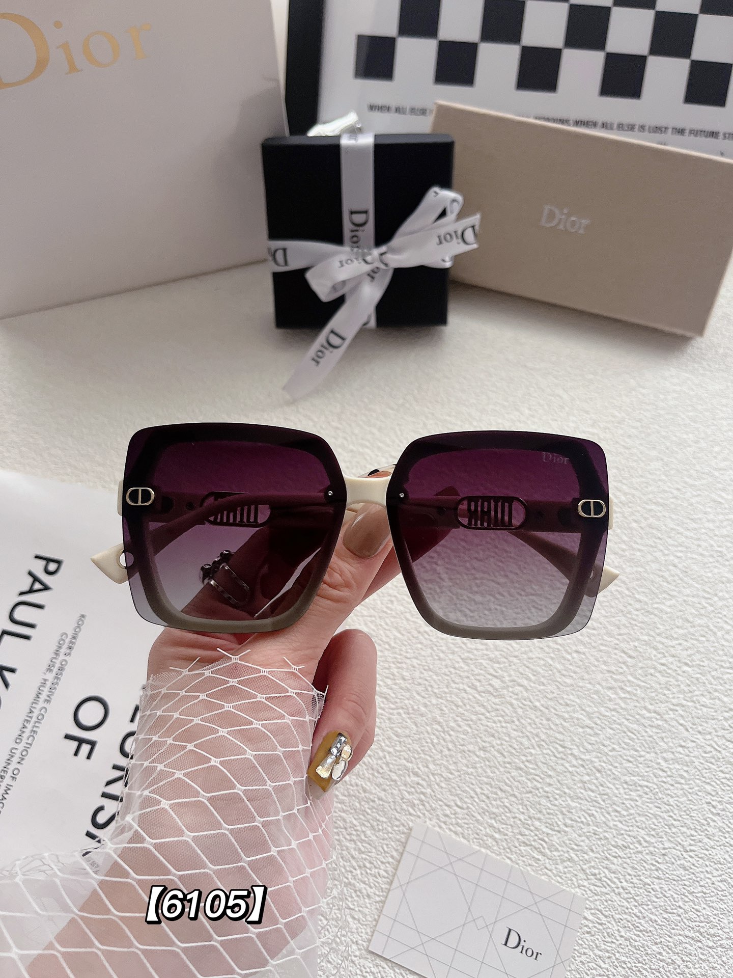 D style women fashion sunglasses-Luxeon