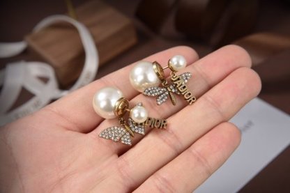 D style's New Bee Earrings Are Beautiful And Romantic-Luxeon