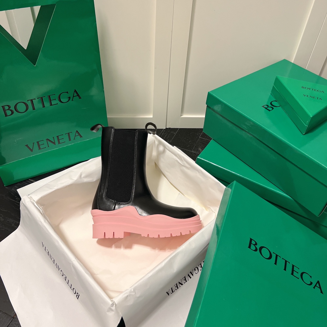 Bottega Venet mid-calf heeled boots-Luxeon