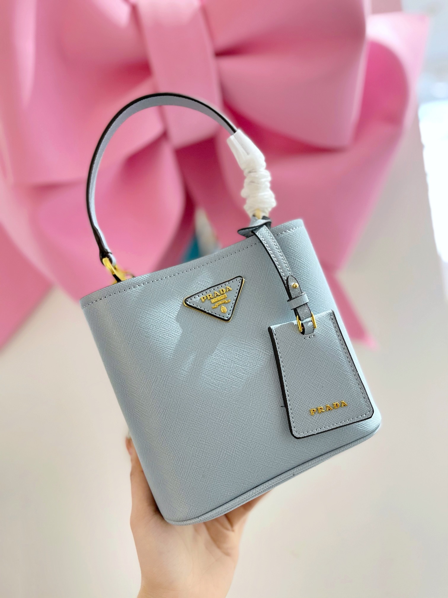 P style Bucket Tote Bags-Luxeon