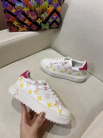 L style Women Lace Up Leather Flat Sneakers-Luxeon