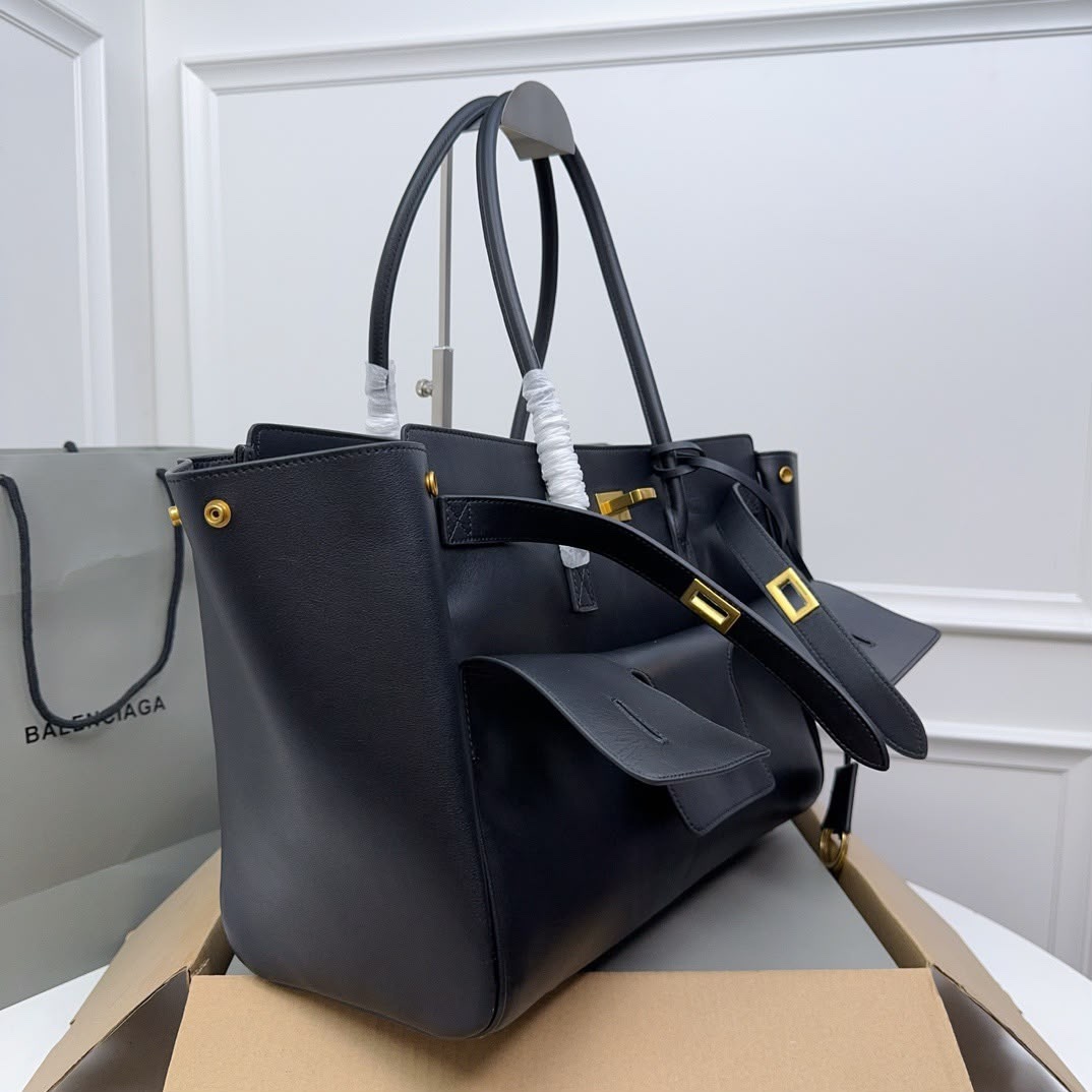 handbag 36.5*14.6*28cm