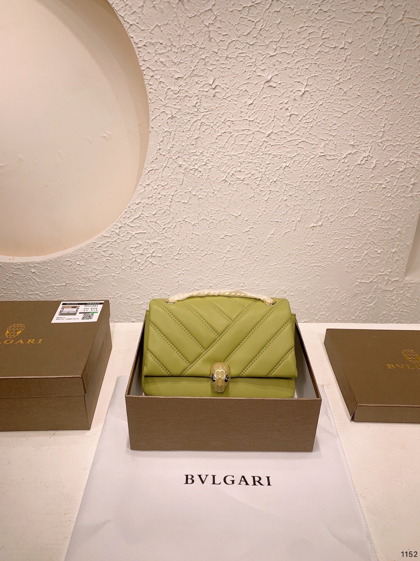 BVLGARI Shoulder Bags Classic-Luxeon