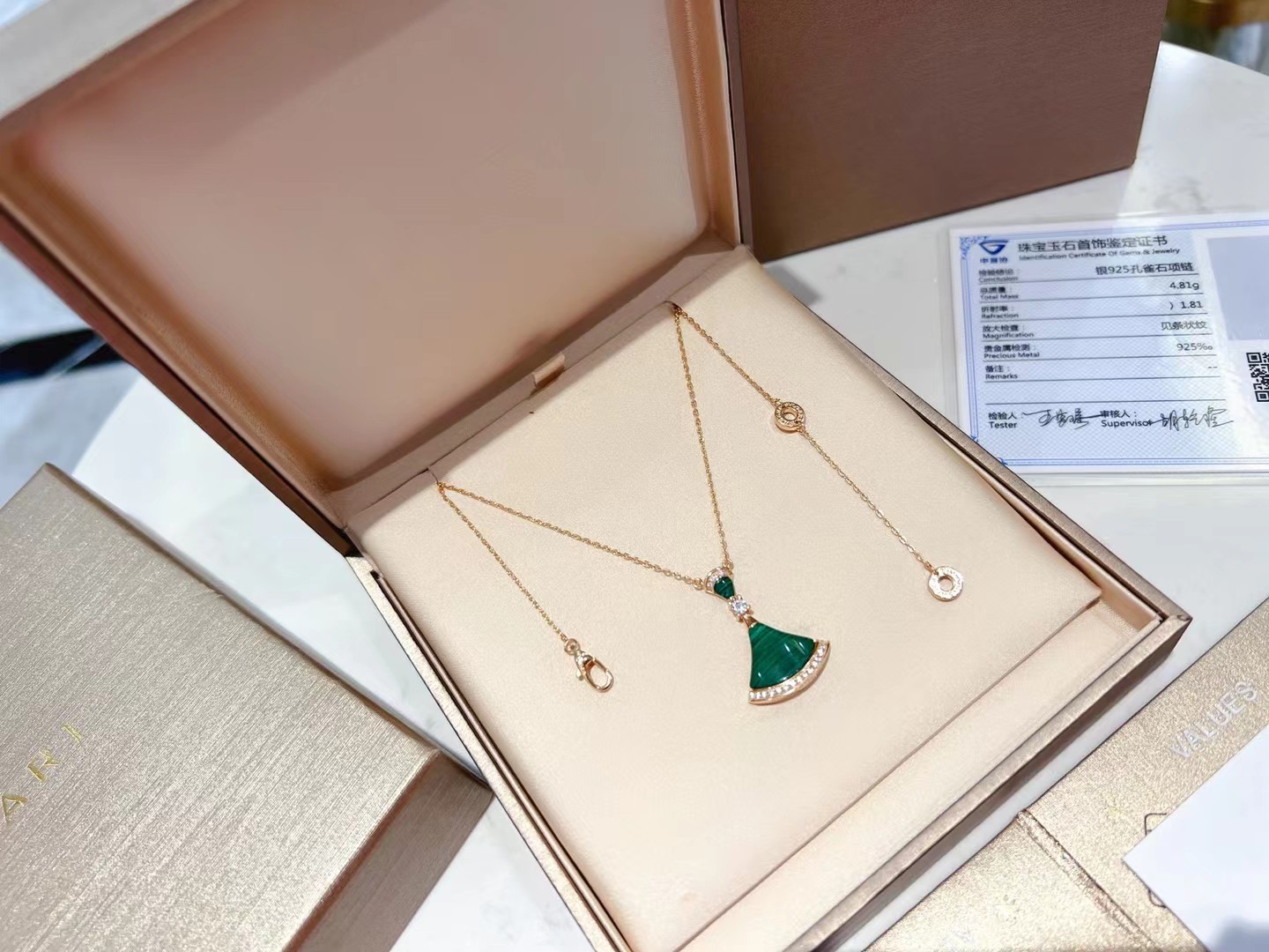 Bulgari Classic S925 Sterling Silver Small Skirt Necklace-Luxeon