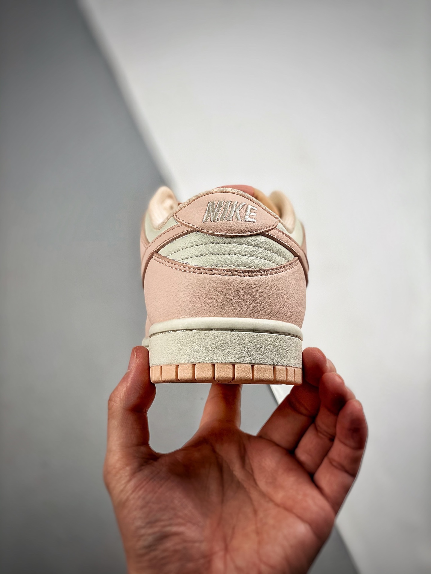 . SB Dunk Low "UNLV" sneakers-Luxeon