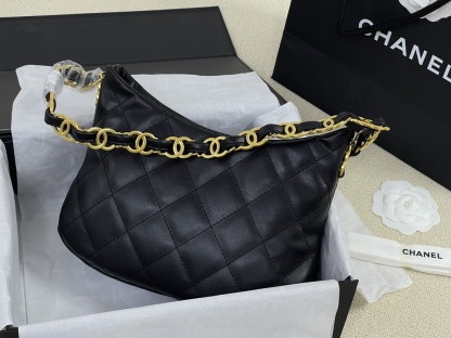 C style hobo vintage handbag-Luxeon