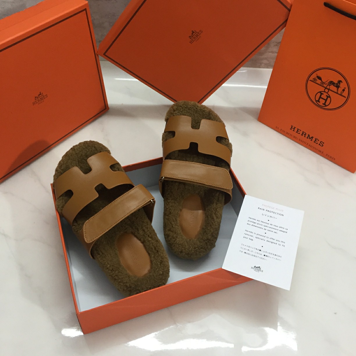 H style new winter wool slippers-Luxeon