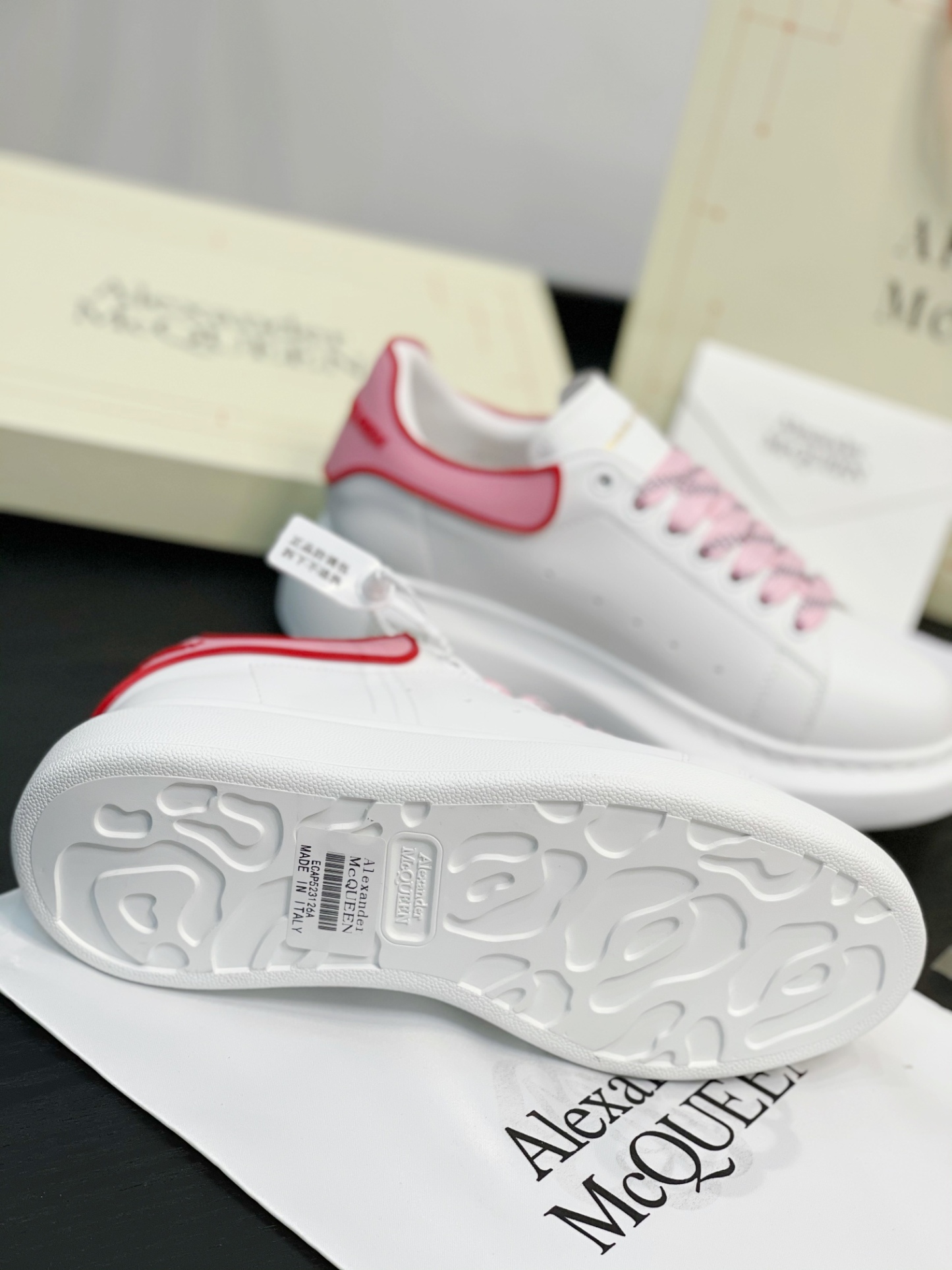 Alexander Mc QUEEN  women sneakers casual shoes-Luxeon