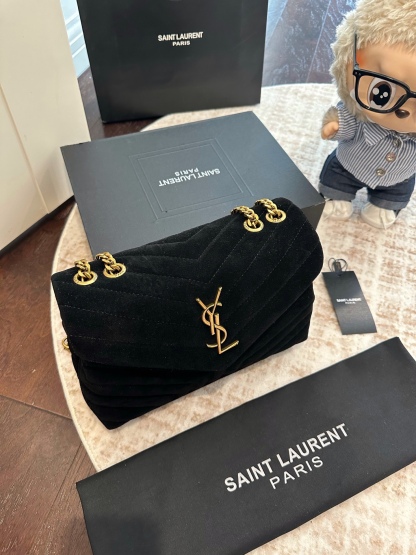 Suede cloud bag 25*16cm