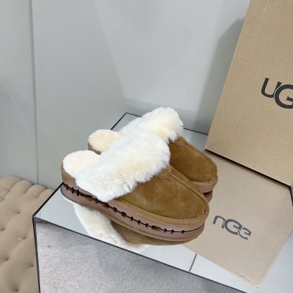 ugg fuzzy slipper-Luxeon